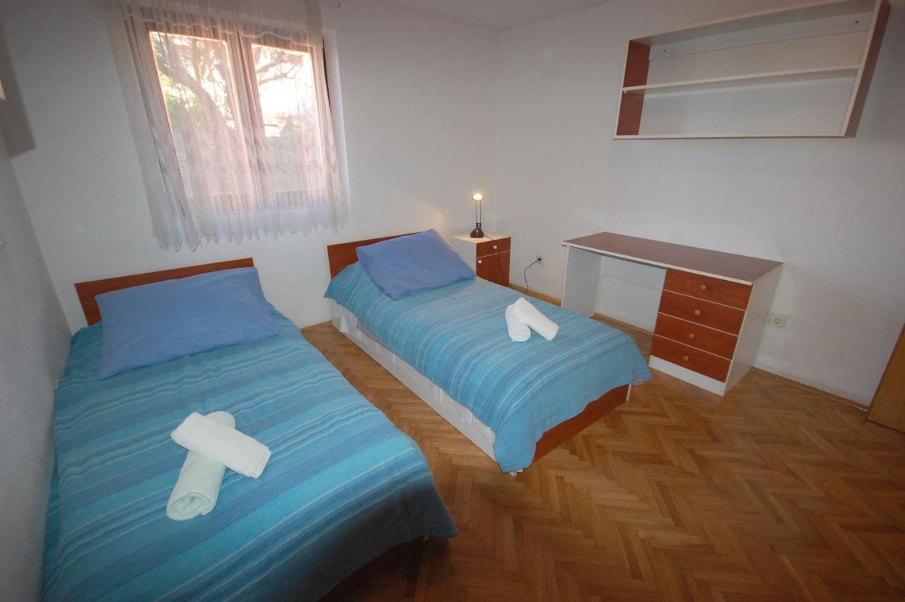 Apartments Daidzic By El-Pi Tours Njivice Eksteriør billede